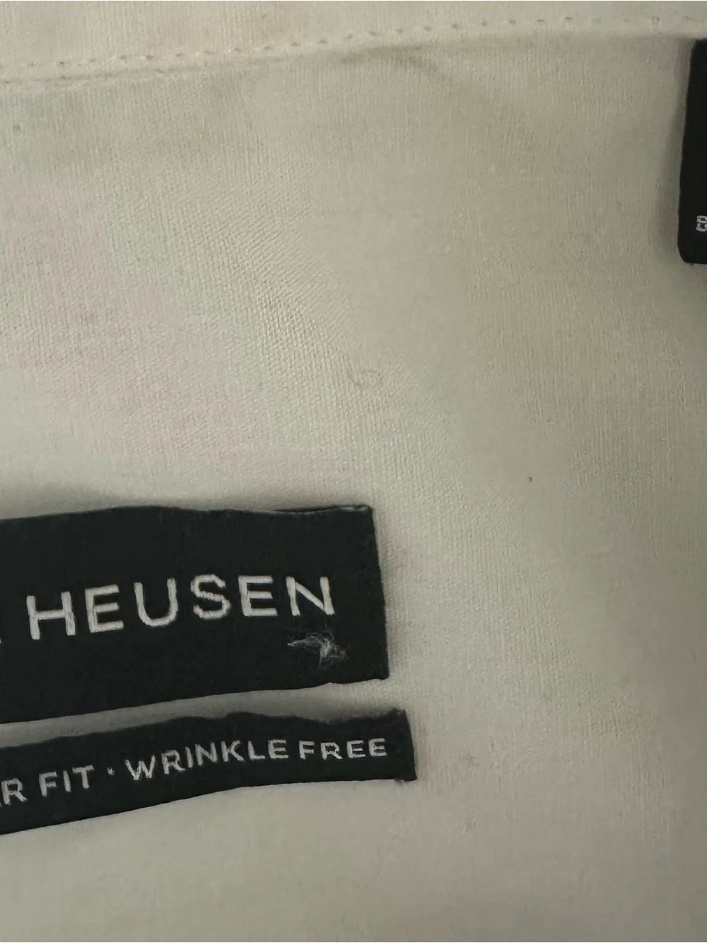 Van Heusen White Wrinkle Free Dress Shirt Regular Fit Pocket Size 17.5 34/35 - Picture 3 of 6